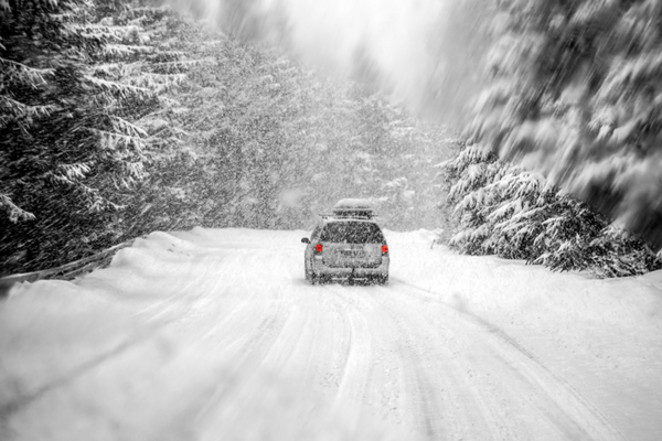 Mastering Extreme Road Conditions: A Comprehensive Guide to Safe Driving