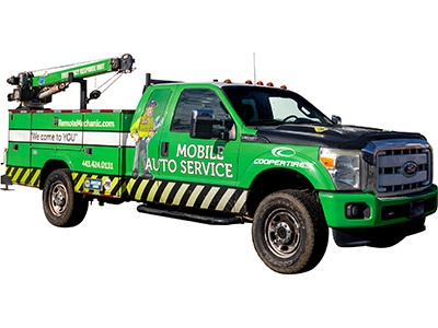 Mobile Auto Service Green Work Truck Remote Mechanic